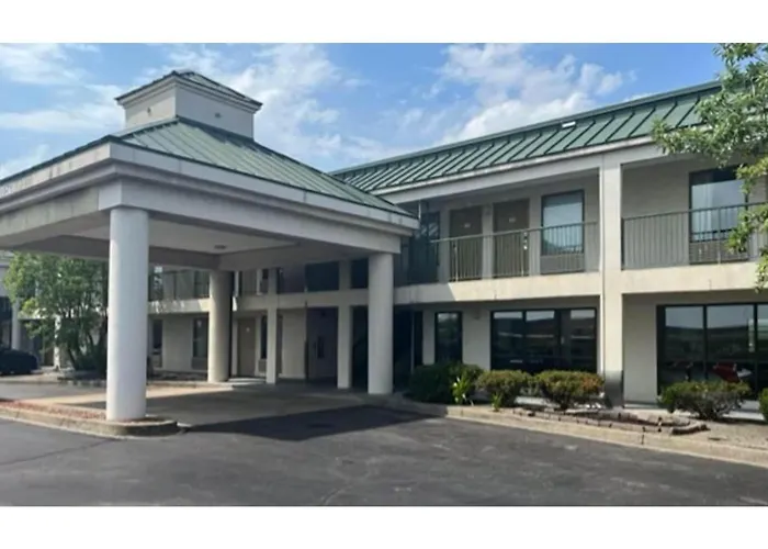 Studio 6 Suites Louisville Ky Airport/Expo Center